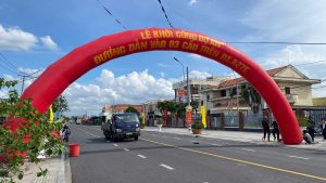 Khởi công Dự án xây dựng đường dẫn vào 03 cầu trên ĐT.827E